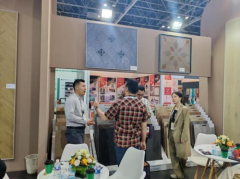 让每一款产物都成为逾越古今、融汇的美学